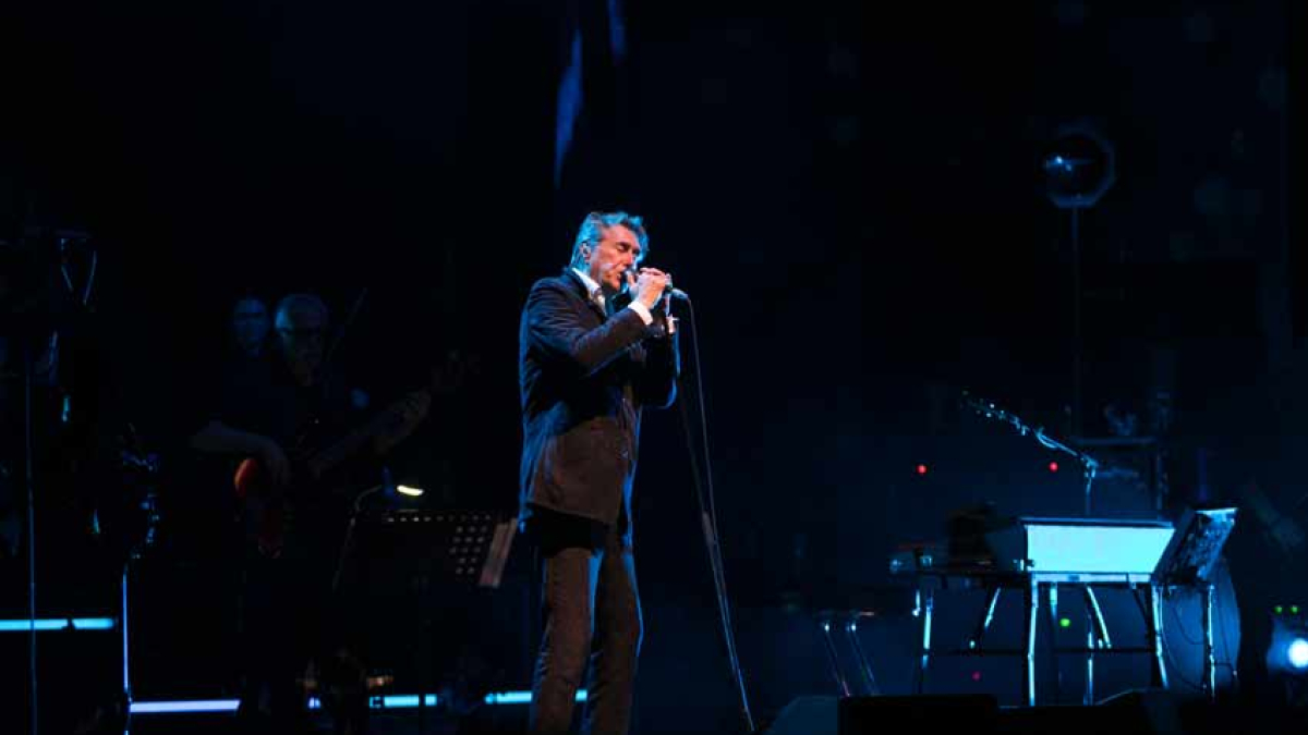 Un entusiasmat públic rep a un incombustible Bryan Ferry a Peralada