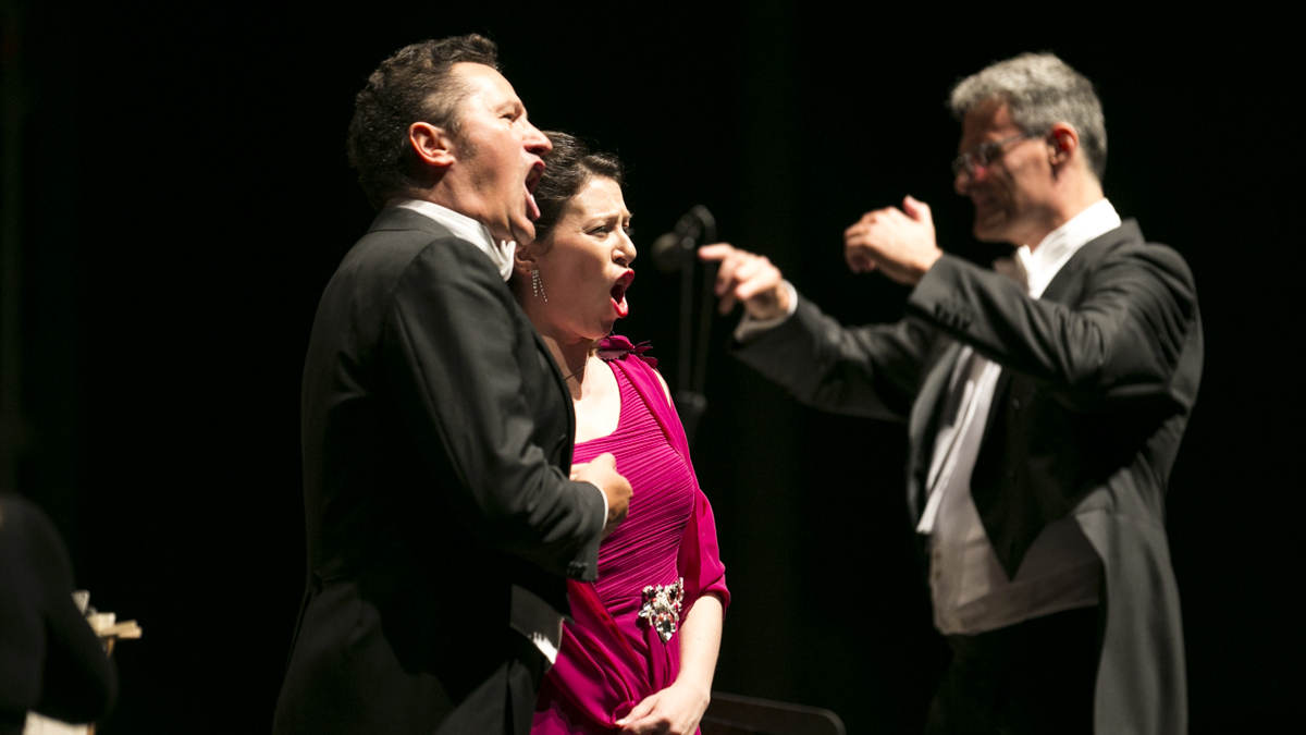 El público se emociona con la actuación del tenor Piotr Beczala en la inauguración del XXVIII Festival Castell de Peralada