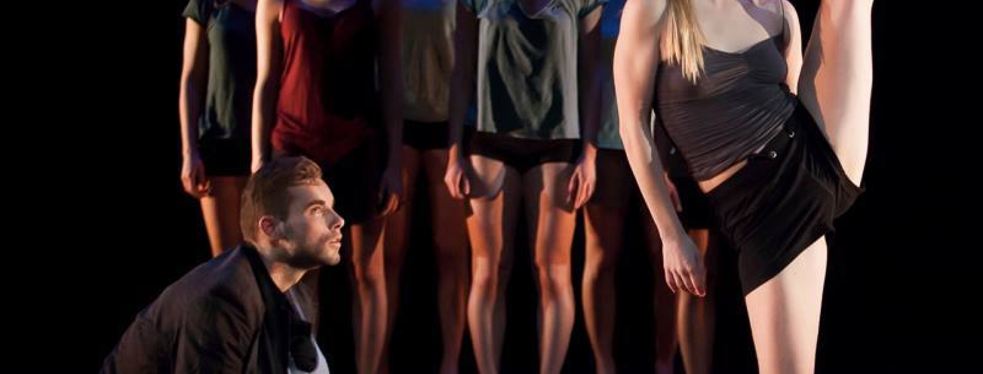 Espectacle de dansa al Palau Robert per a inaugurar el "Festival Castell de Peralada en dansa" Espectacle de dansa al Palau Robert per a inaugurar el "Festival Castell de Peralada en dansa"