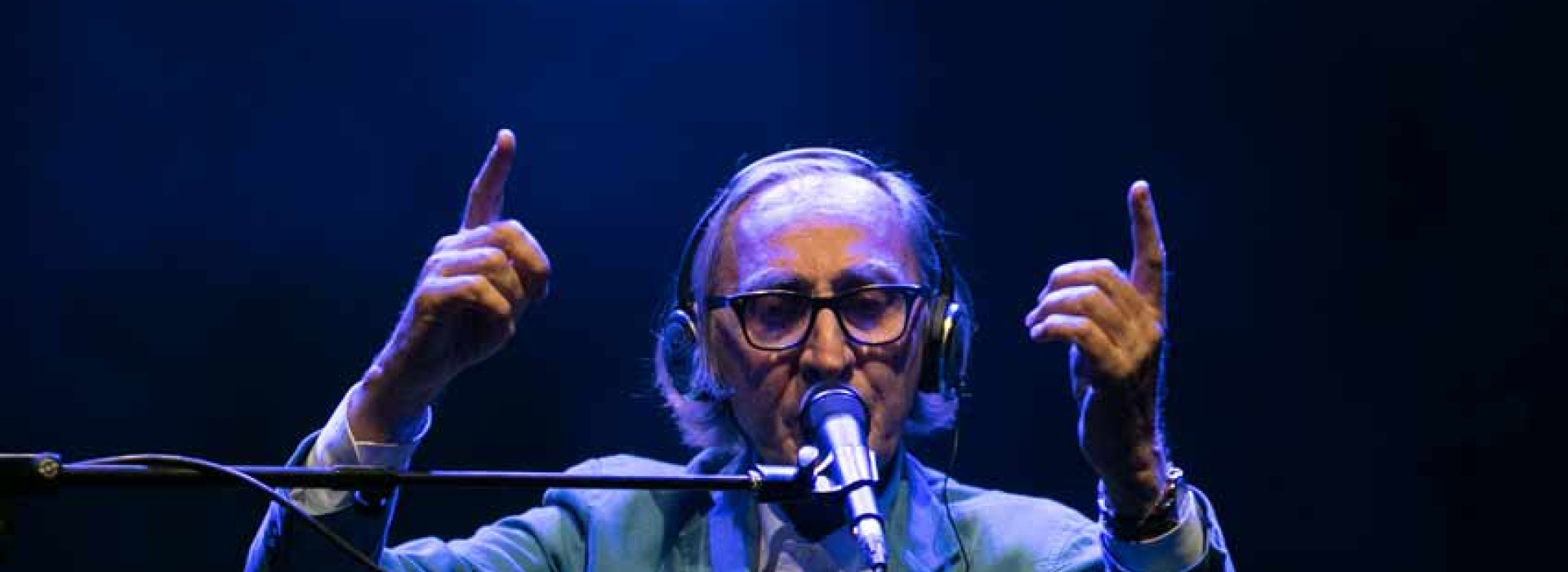 Franco Battiato omple d’energia positiva l’Auditori Parc del Castell Franco Battiato omple d’energia positiva l’Auditori Parc del Castell