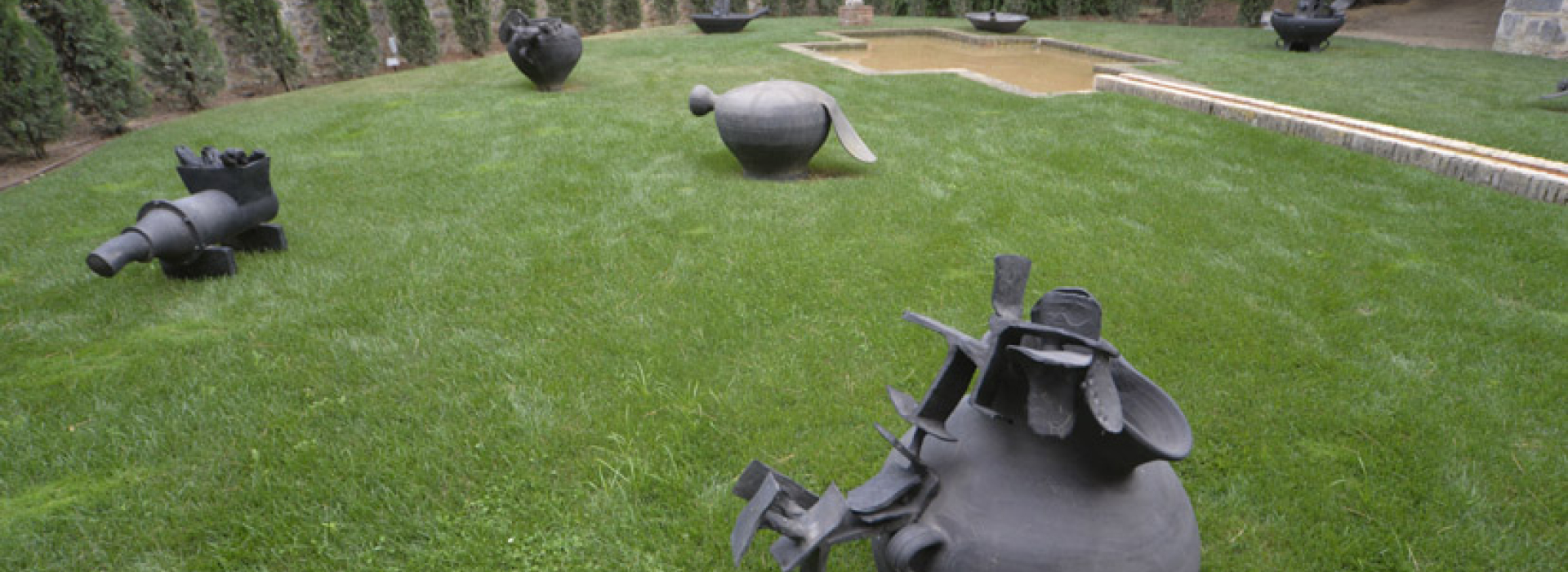 Exposició Ceràmiques Negres de Santi Moix