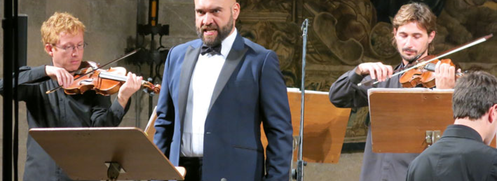 El contratenor Xavier Sabata maravilla al público en su debut en el Festival Castell de Peralada El contratenor Xavier Sabata maravilla al público en su debut en el Festival Castell de Peralada