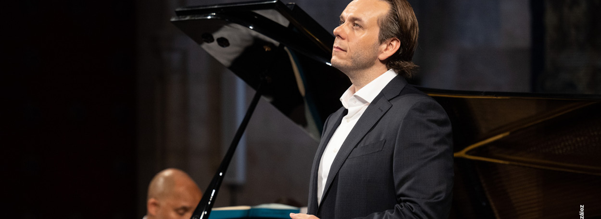 Enjoy the recital of Benjamín Bernheim for free